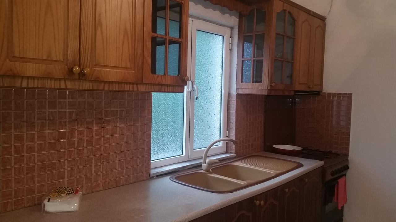 Vrenjo Guesthouse Gjirokastër Eksteriør bilde