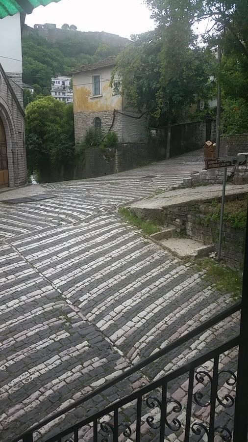 Vrenjo Guesthouse Gjirokastër Eksteriør bilde